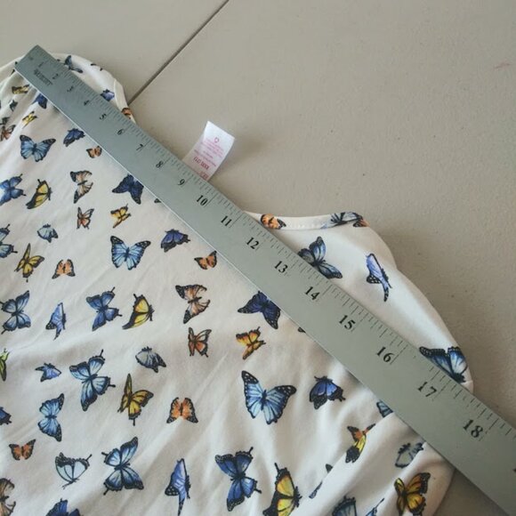 No Boundaries women's size XXXL (21) butterfly all over print blouse - Picture 10 of 15